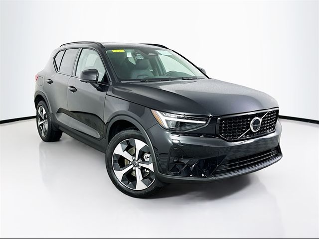 2025 Volvo XC40 Plus Dark Theme