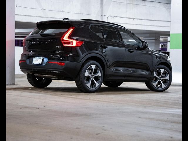 2025 Volvo XC40 Plus Dark Theme