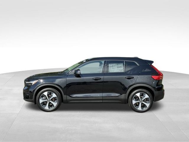 2025 Volvo XC40 Plus Dark Theme