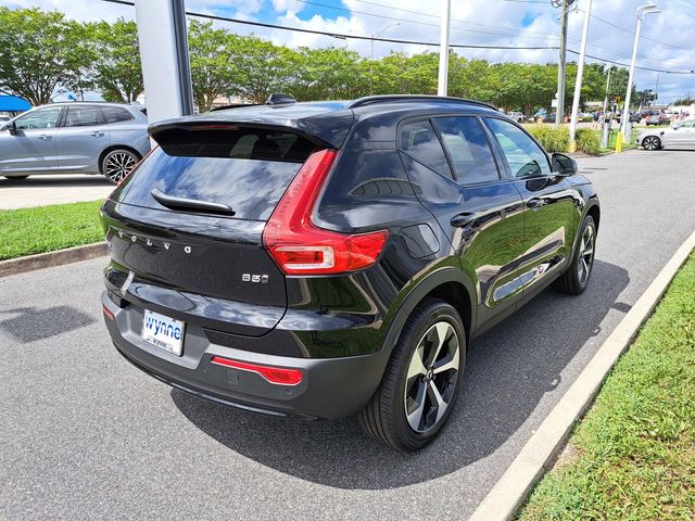 2025 Volvo XC40 Plus Dark Theme