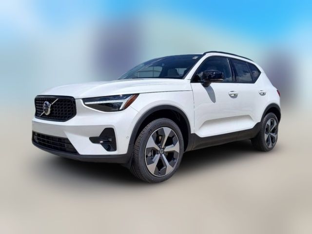 2025 Volvo XC40 Plus Dark Theme