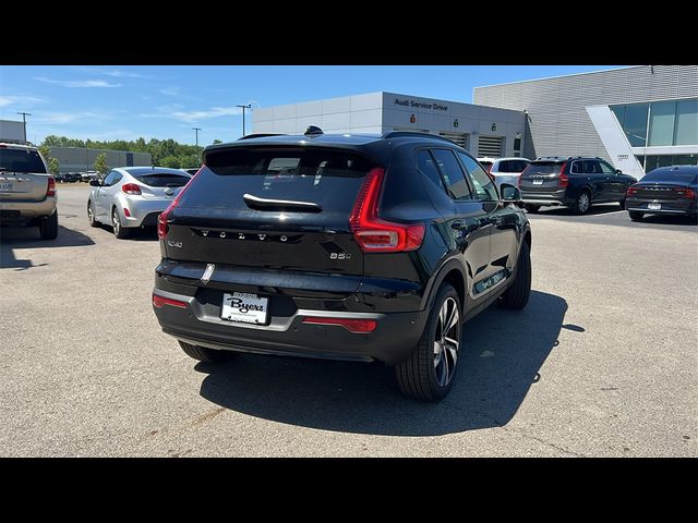 2025 Volvo XC40 Plus Dark Theme