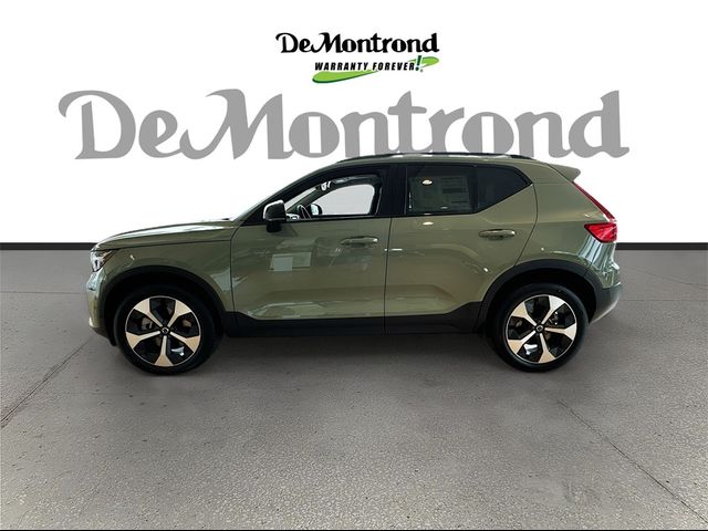 2025 Volvo XC40 Plus Dark Theme