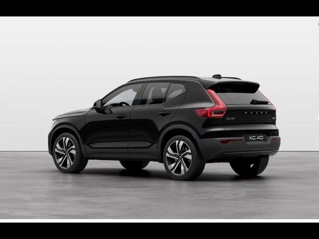 2025 Volvo XC40 Plus Dark Theme