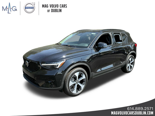 2025 Volvo XC40 Plus Dark Theme