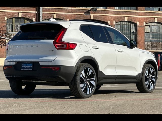 2025 Volvo XC40 Plus Dark Theme