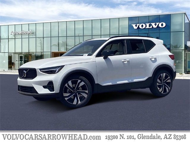 2025 Volvo XC40 Plus Dark Theme