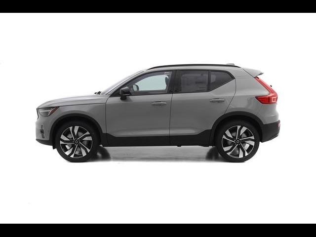 2025 Volvo XC40 Plus Dark Theme