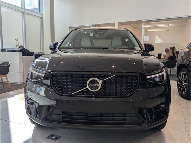 2025 Volvo XC40 Plus Dark Theme