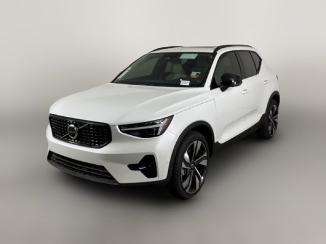 2025 Volvo XC40 Plus Dark Theme