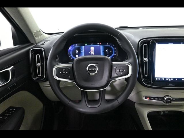 2025 Volvo XC40 Plus Dark Theme