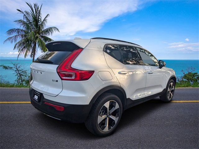 2025 Volvo XC40 Plus Dark Theme