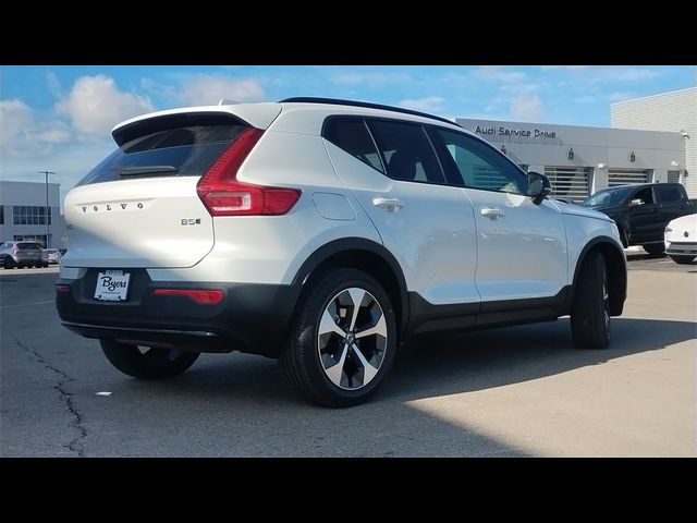 2025 Volvo XC40 Plus Dark Theme