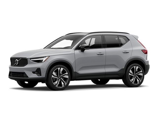 2025 Volvo XC40 Ultra Dark Theme