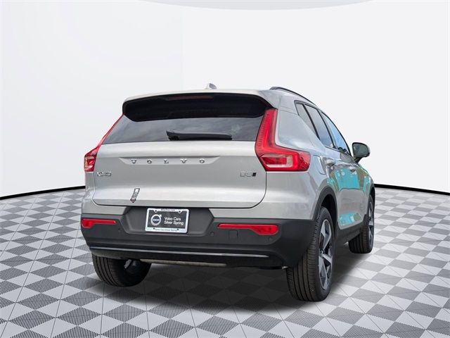 2025 Volvo XC40 Plus Dark Theme