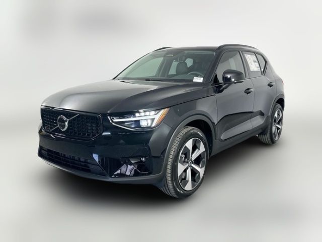 2025 Volvo XC40 Plus Dark Theme