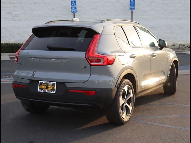 2025 Volvo XC40 Plus Dark Theme