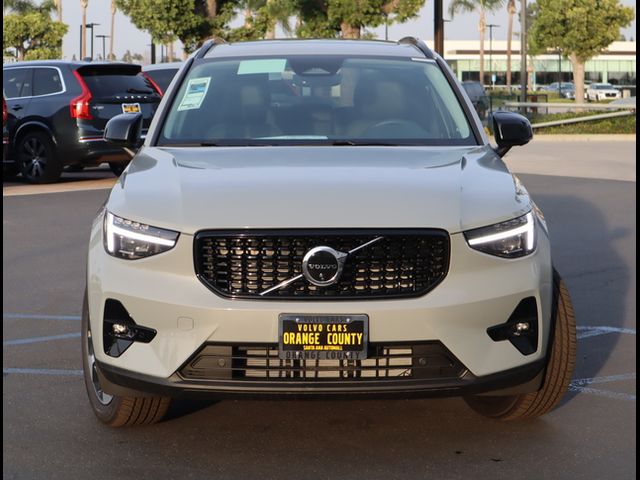 2025 Volvo XC40 Plus Dark Theme