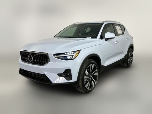 2025 Volvo XC40 Ultra Bright Theme