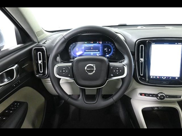 2025 Volvo XC40 Ultra Bright Theme