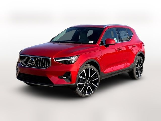 2025 Volvo XC40 Ultra Bright Theme