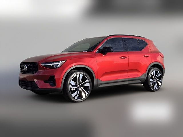 2025 Volvo XC40 Ultra Dark Theme