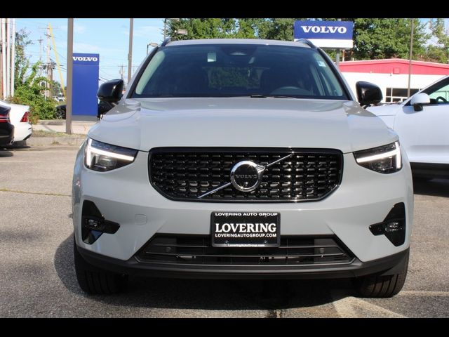 2025 Volvo XC40 Ultra Dark Theme