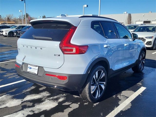 2025 Volvo XC40 Ultra Dark Theme