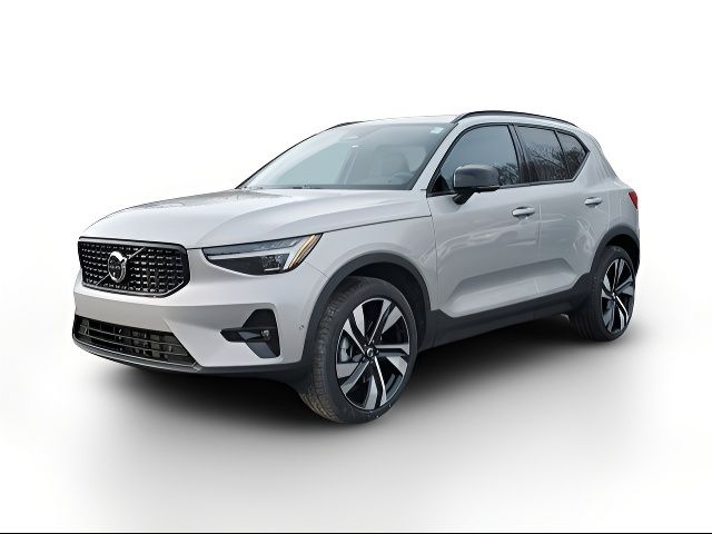 2025 Volvo XC40 Ultra Dark Theme