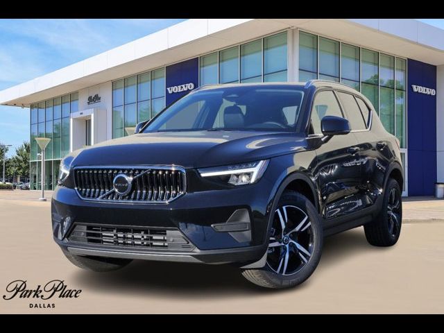 2025 Volvo XC40 Core Bright Theme