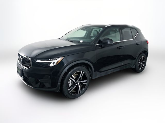 2025 Volvo XC40 Core Bright Theme