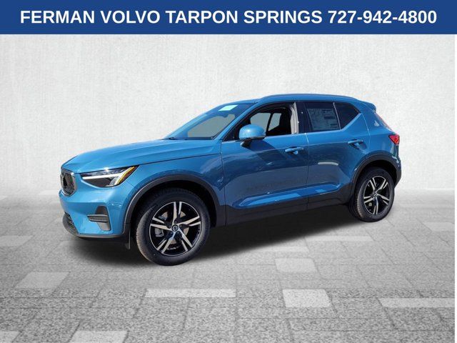 2025 Volvo XC40 Core Bright Theme