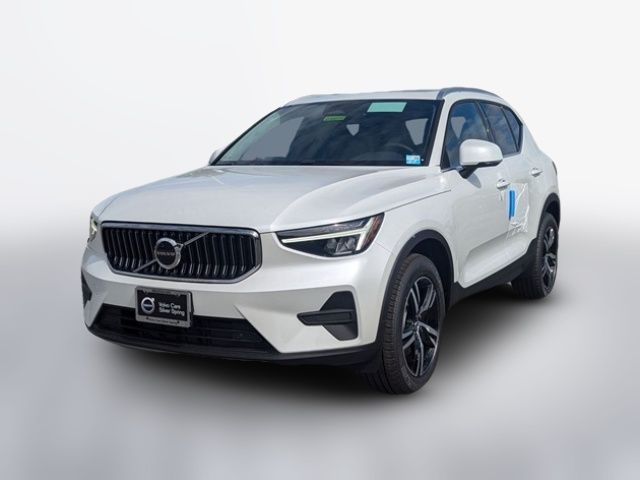 2025 Volvo XC40 Core Bright Theme