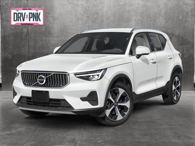 2025 Volvo XC40 Core Bright Theme