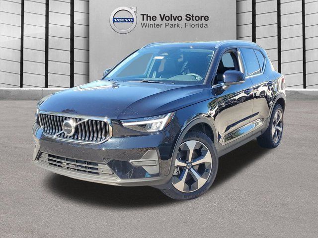 2025 Volvo XC40 Core Bright Theme