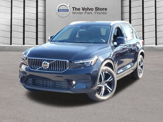 2025 Volvo XC40 Core Bright Theme