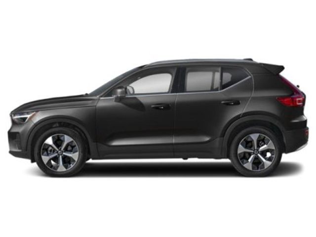 2025 Volvo XC40 Core Bright Theme