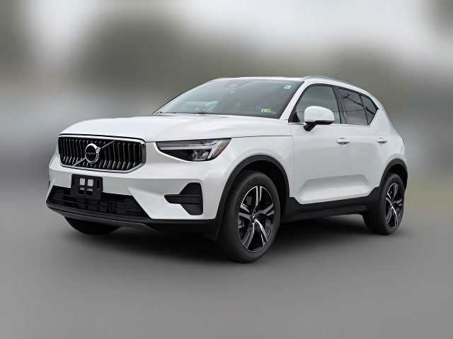 2025 Volvo XC40 Core Bright Theme