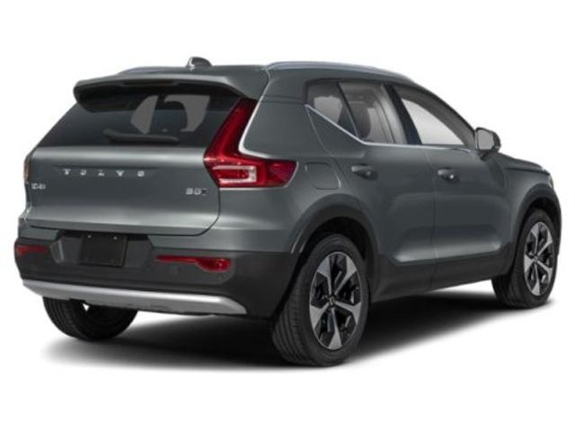 2025 Volvo XC40 Core Bright Theme