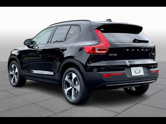 2025 Volvo XC40 Plus Dark Theme