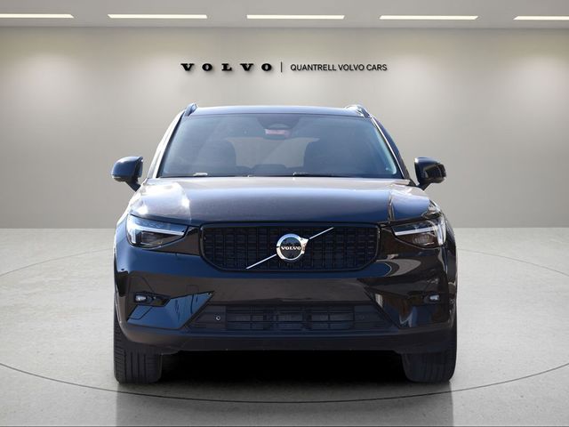 2025 Volvo XC40 Plus Dark Theme