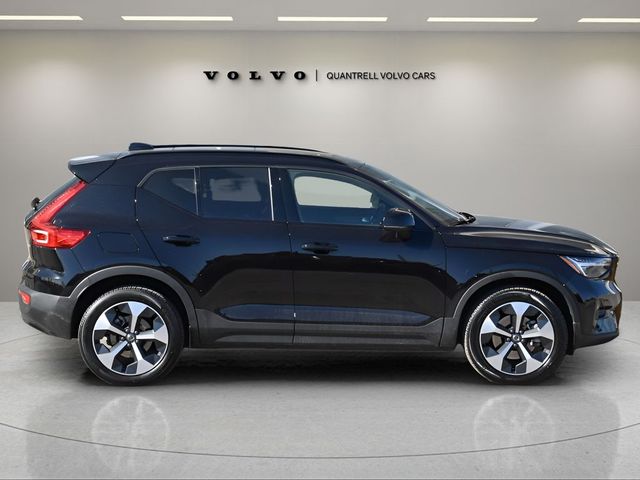 2025 Volvo XC40 Plus Dark Theme