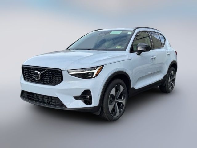 2025 Volvo XC40 Plus Dark Theme