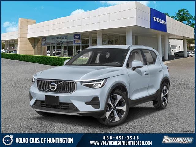 2025 Volvo XC40 Plus Bright Theme