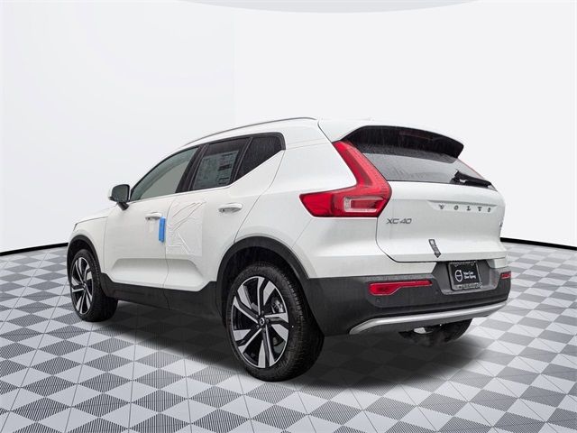 2025 Volvo XC40 Plus Bright Theme