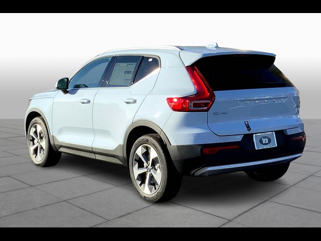 2025 Volvo XC40 Plus Bright Theme