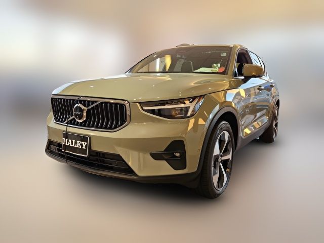 2025 Volvo XC40 Plus Bright Theme