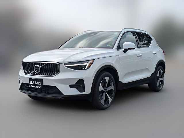 2025 Volvo XC40 Plus Bright Theme