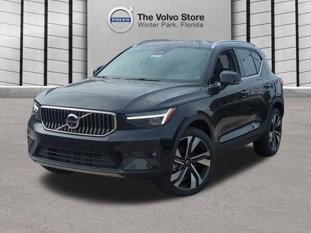 2025 Volvo XC40 Plus Bright Theme