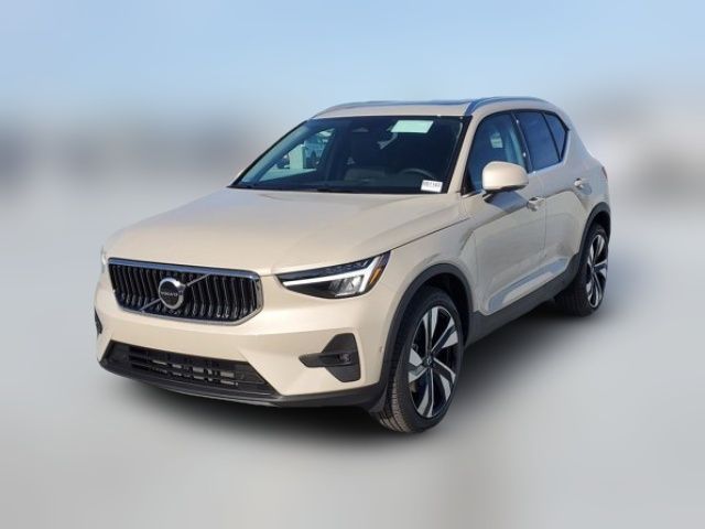 2025 Volvo XC40 Plus Bright Theme